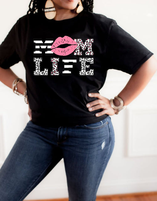 Load image into Gallery viewer, Mom Life
